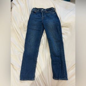 Levi’s Wedgie Straight